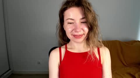 Mia online show from April 30, 2026, 7:04 am