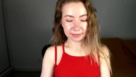Snapshot of mia_luxx92 chatting on May 7, 2026, 6:41 am Mia online show from May 7, 2026, 6:41 am
