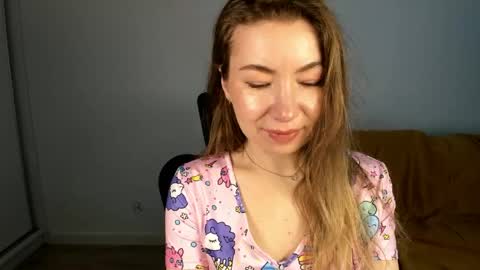 Snapshot of mia_luxx92 chatting on May 22, 2026, 6:31 am Mia online show from May 22, 2026, 6:31 am