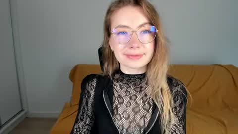 Snapshot of mia_luxx92 chatting on June 11, 2026, 6:55 am Mia online show from June 11, 2026, 6:55 am