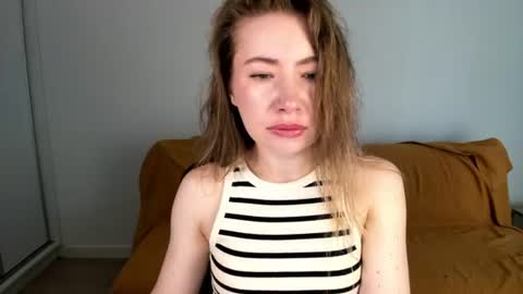 Snapshot of mia_luxx92 chatting on June 13, 2026, 6:44 am Mia online show from June 13, 2026, 6:44 am