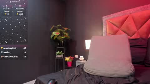 MIA  online show from February 18, 2025, 10:47 pm