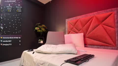 MIA  online show from March 4, 2025, 10:16 pm