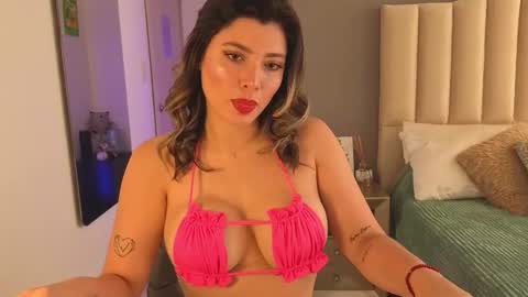 Snapshot of mia_monroe_888 chatting on November 20, 2025, 4:18 pm Mia Monroe online show from November 20, 2025, 4:18 pm