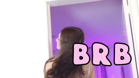 Mia Nevaeh - follow me online show from September 13, 2025, 8:52 pm