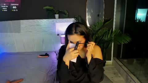 Mia online show from July 2, 2026, 3:56 am