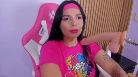Snapshot of mia_novoa_2 chatting on July 21, 2026, 9:39 pm mia novoa online show from July 21, 2026, 9:39 pm