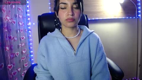 Snapshot of mia_petitebaby chatting on February 3, 2025, 4:20 pm Ma online show from February 3, 2025, 4:20 pm