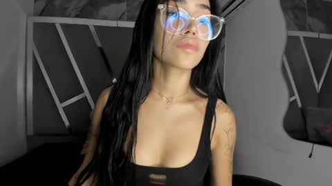 Snapshot of mia_petiteht chatting on June 27, 2026, 8:58 pm mia_petiteht online show from June 27, 2026, 8:58 pm