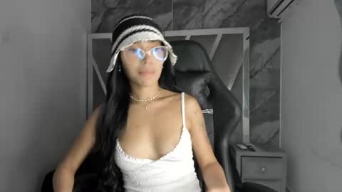 Snapshot of mia_petiteht chatting on June 30, 2026, 8:21 pm mia_petiteht online show from June 30, 2026, 8:21 pm