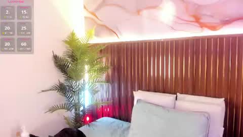 Snapshot of mia_pineda chatting on June 29, 2026, 7:36 pm Mariana online show from June 29, 2026, 7:36 pm