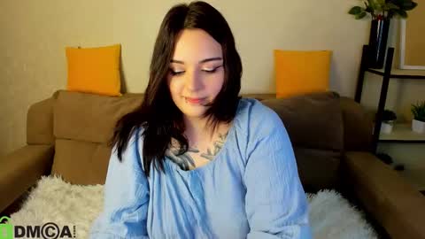 Mia online show from October 4, 2025, 1:14 am