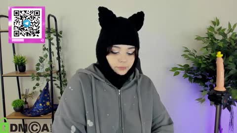 Mia online show from January 15, 2026, 1:21 am