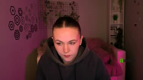 Snapshot of mia_rexx chatting on April 9, 2026, 7:36 am mia online show from April 9, 2026, 7:36 am