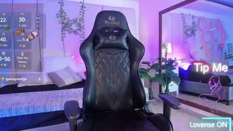 mia rousse25 online show from February 23, 2026, 3:53 pm