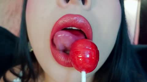 Mia online show from February 25, 2026, 12:20 am