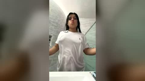 Snapshot of mia_roux1 chatting on June 28, 2026, 4:24 pm Mia online show from June 28, 2026, 4:24 pm
