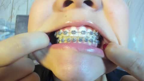 Mia Roux online show from January 12, 2026, 3:28 pm