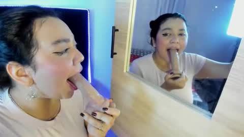 Mia Roux online show from March 16, 2026, 5:44 am