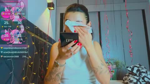 Snapshot of mia_sirenia chatting on January 19, 2025, 12:06 pm Mia online show from January 19, 2025, 12:06 pm