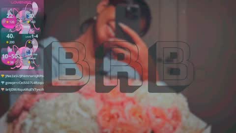 Snapshot of mia_sirenia chatting on January 26, 2025, 8:25 am Mia online show from January 26, 2025, 8:25 am