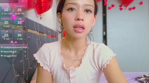 Snapshot of mia_sirenia chatting on February 13, 2025, 9:30 am Mia online show from February 13, 2025, 9:30 am