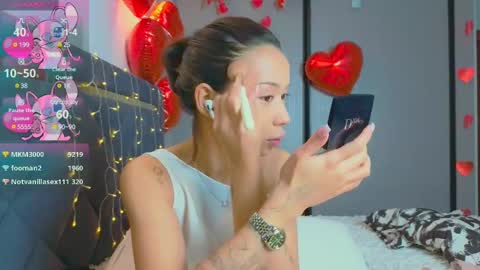 Snapshot of mia_sirenia chatting on February 15, 2025, 12:43 pm Mia online show from February 15, 2025, 12:43 pm