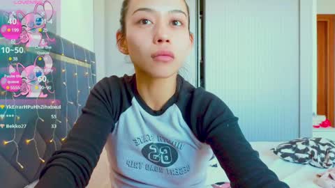 Snapshot of mia_sirenia chatting on March 6, 2025, 10:30 am Mia online show from March 6, 2025, 10:30 am