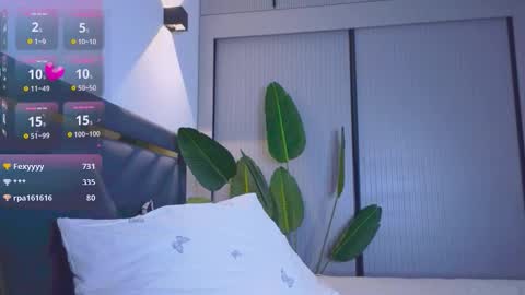 Snapshot of mia_sirenia chatting on October 29, 2025, 5:47 pm Mia online show from October 29, 2025, 5:47 pm