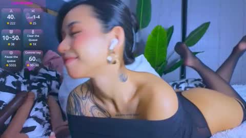 Mia online show from January 15, 2026, 5:27 pm