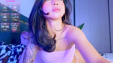 Mia online show from February 8, 2026, 3:59 pm