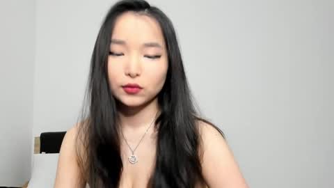 Snapshot of mia_soyun chatting on May 5, 2026, 1:30 pm Your Soyun online show from May 5, 2026, 1:30 pm
