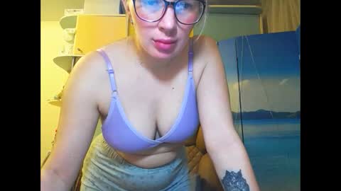 Mia. online show from November 14, 2025, 9:35 pm