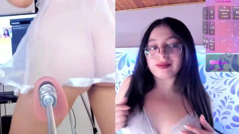 mia_wills_ online show from April 28, 2026, 12:54 pm