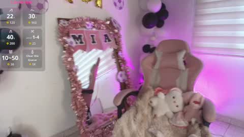 Snapshot of mia_zafir chatting on July 7, 2026, 8:46 pm mia_zafir online show from July 7, 2026, 8:46 pm