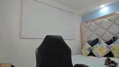 Snapshot of miaa_diamondd chatting on April 7, 2026, 10:20 pm miaa_diamondd online show from April 7, 2026, 10:20 pm