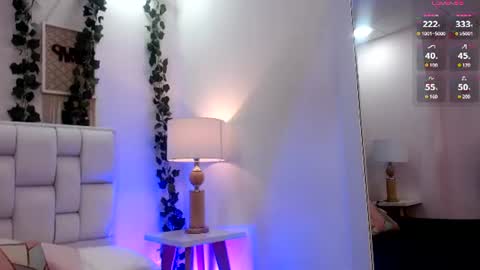 Snapshot of miaa_gh1 chatting on June 17, 2026, 11:23 am Mia online show from June 17, 2026, 11:23 am
