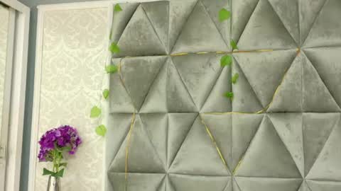 Snapshot of miaa_grace_ chatting on May 4, 2026, 12:56 pm MIIA online show from May 4, 2026, 12:56 pm