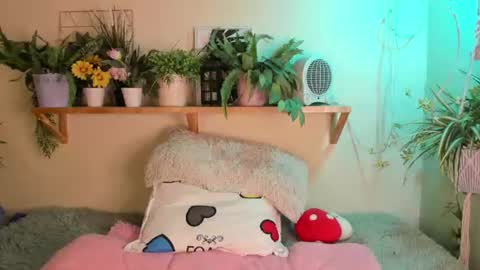 Snapshot of miaa_rose__ chatting on June 19, 2026, 4:22 pm Miaa online show from June 19, 2026, 4:22 pm