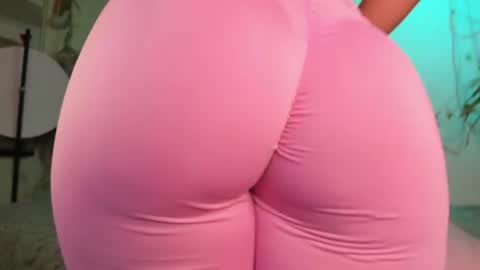 Snapshot of miaa_rose__ chatting on June 24, 2026, 11:48 pm Miaa online show from June 24, 2026, 11:48 pm