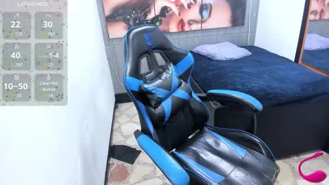 Snapshot of miaa_scott chatting on October 22, 2025, 2:06 pm online show from October 22, 2025, 2:06 pm