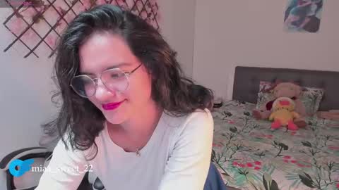 Maria Fernanda online show from December 17, 2025, 4:40 am