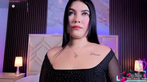 Miaa Farrel online show from February 25, 2026, 7:01 pm