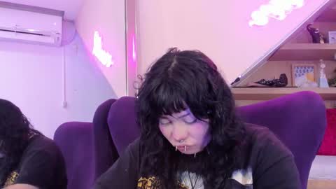 Snapshot of miaamane chatting on November 15, 2025, 3:26 am Mia online show from November 15, 2025, 3:26 am