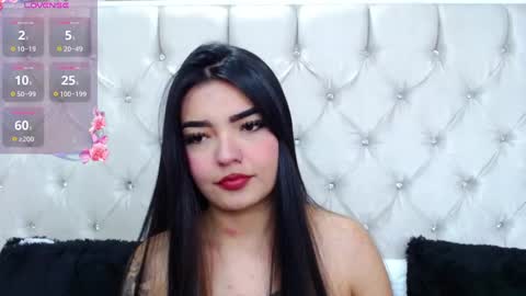 Snapshot of miaasmiith_ chatting on September 22, 2025, 11:45 am Alexandra online show from September 22, 2025, 11:45 am