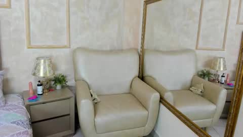 Miaasummer online show from February 23, 2026, 11:18 am