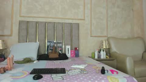 Snapshot of miaasummer chatting on June 14, 2026, 12:18 pm Miaasummer online show from June 14, 2026, 12:18 pm