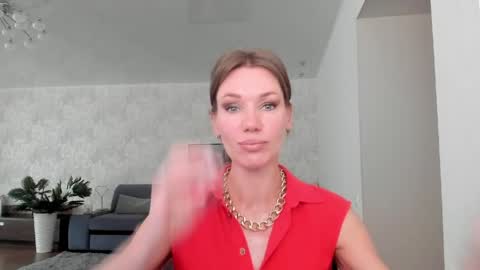 Snapshot of miababy14 chatting on May 25, 2026, 4:18 am Mia online show from May 25, 2026, 4:18 am