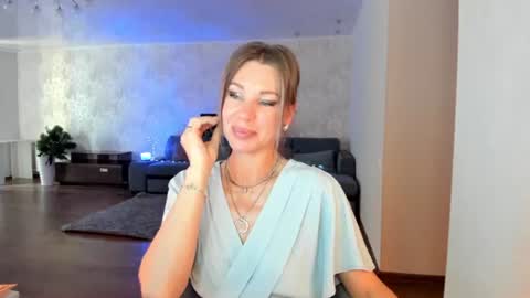 Snapshot of miababy14 chatting on July 7, 2026, 7:56 am Mia online show from July 7, 2026, 7:56 am