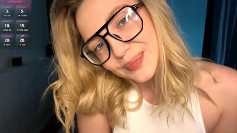 Snapshot of miabby3 chatting on March 2, 2026, 5:31 pm Mia online show from March 2, 2026, 5:31 pm